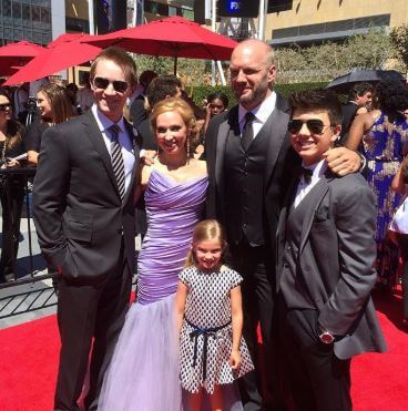 Manny Kramer's rumored father, Eric Allan Kramer with his co-stars.